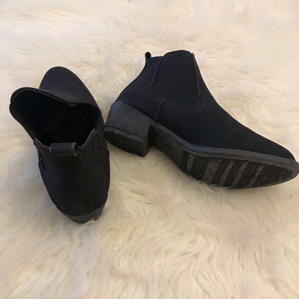 •RESTOCKED• Black Distressed Slip On Fall Bootie - Picture 6 of 8